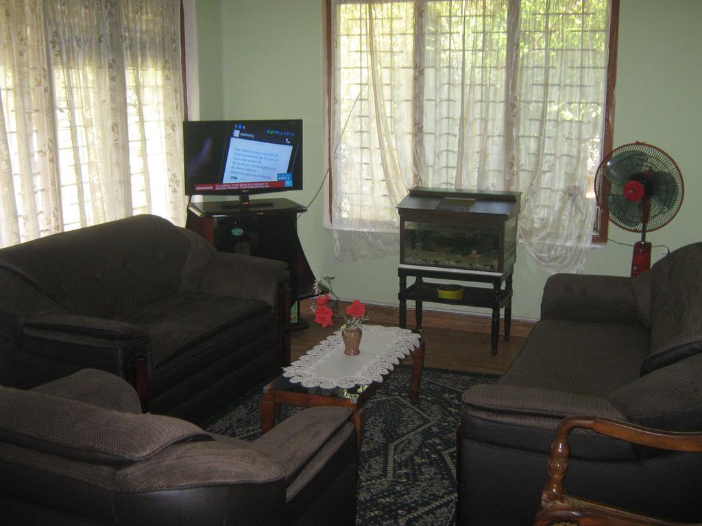 Jayawimana Apartment Kandy Exterior photo